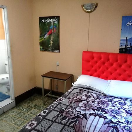 Hotel Estacion Gerona Bed & Breakfast Guatemala City Екстер'єр фото