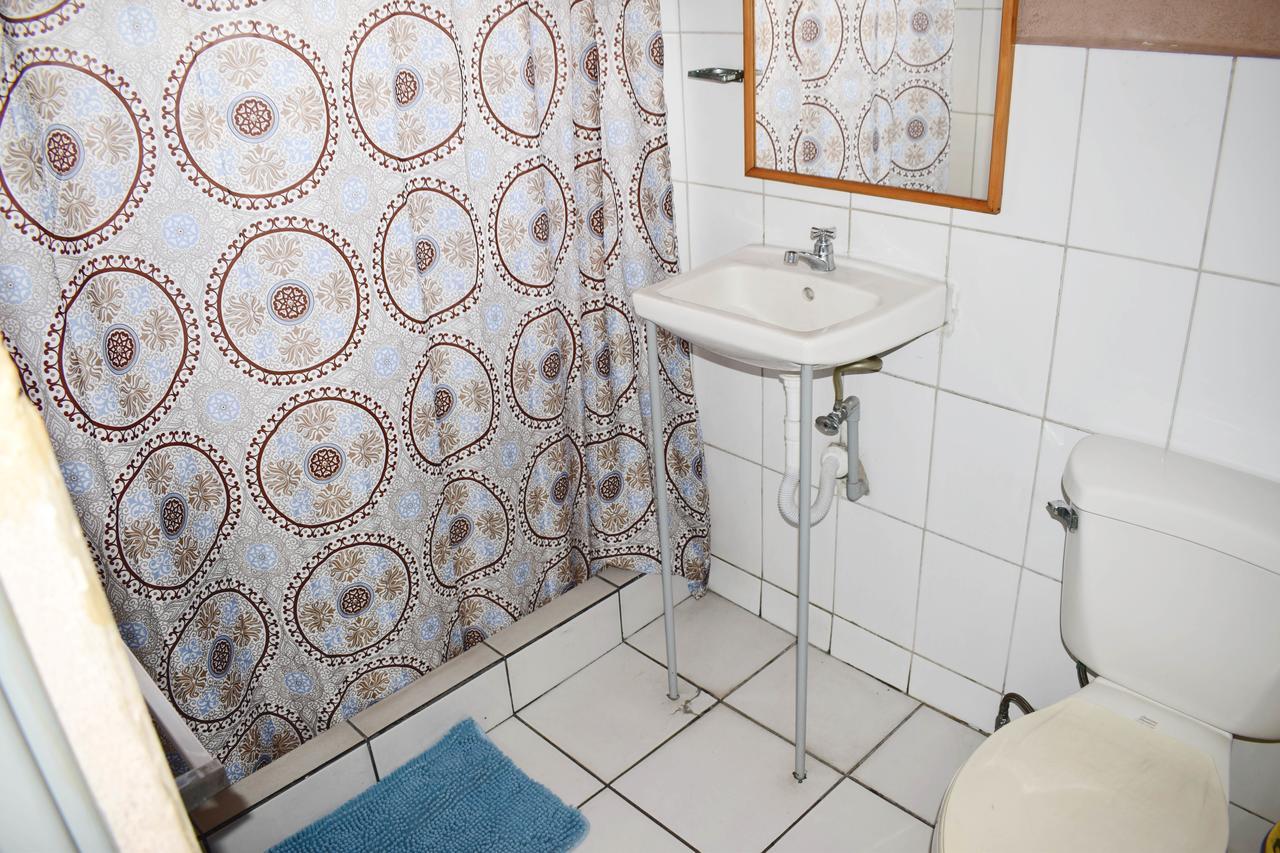 Hotel Estacion Gerona Bed & Breakfast Guatemala City Екстер'єр фото