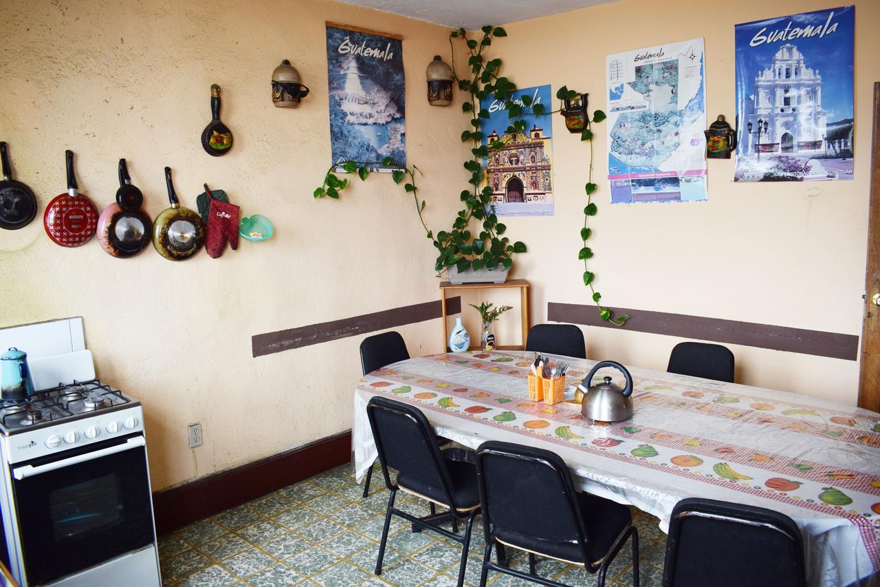 Hotel Estacion Gerona Bed & Breakfast Guatemala City Екстер'єр фото