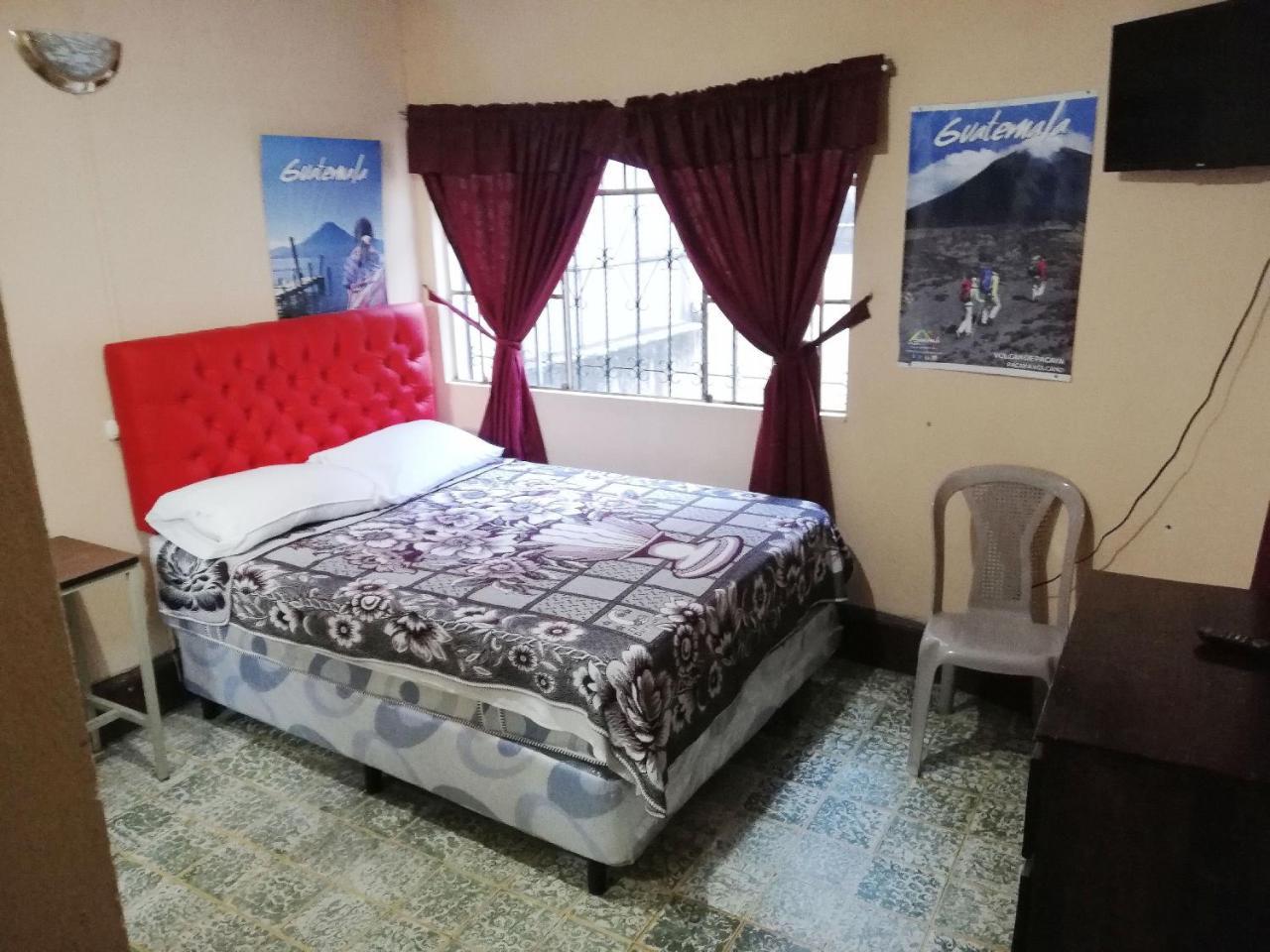 Hotel Estacion Gerona Bed & Breakfast Guatemala City Екстер'єр фото