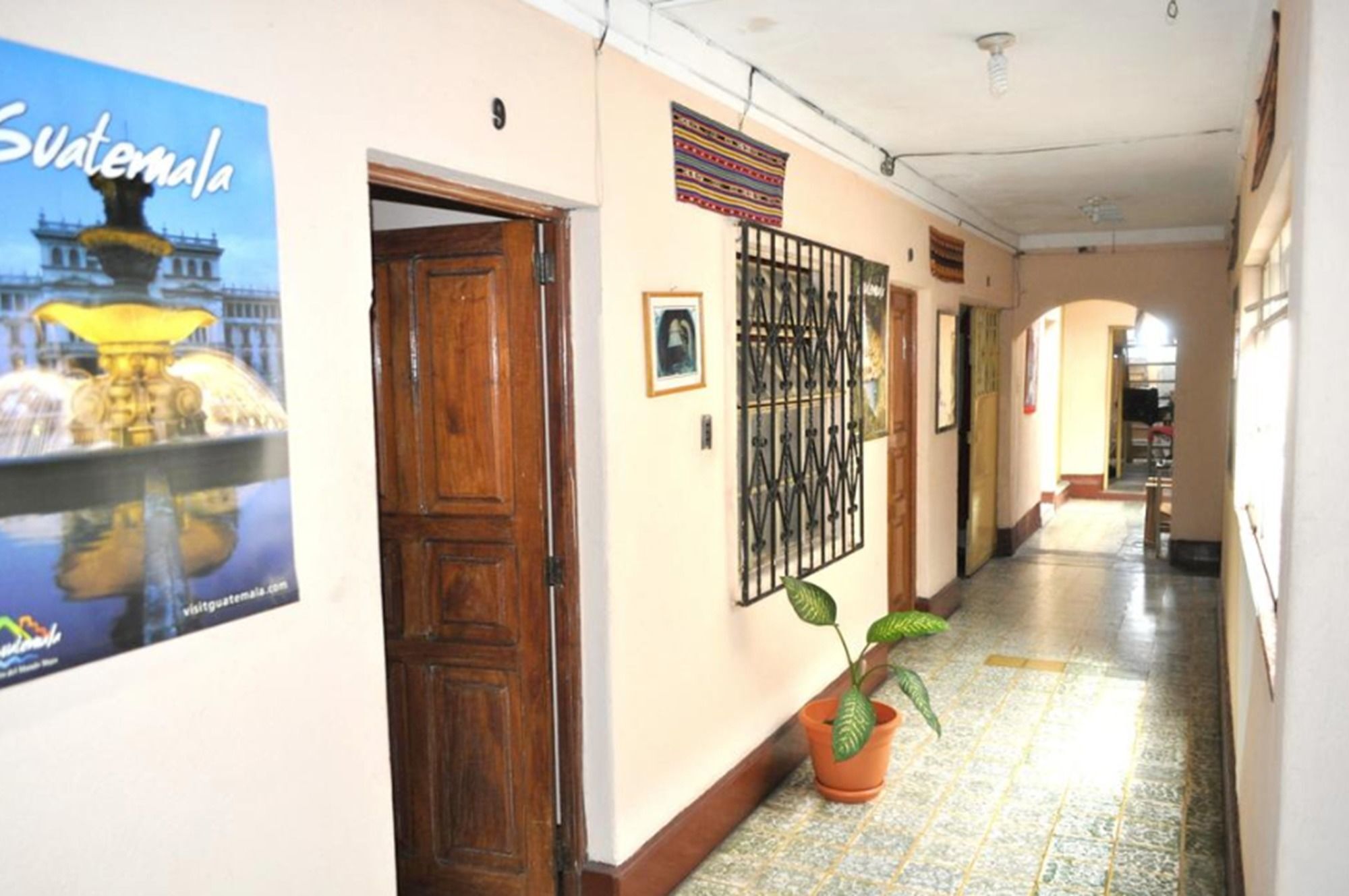 Hotel Estacion Gerona Bed & Breakfast Guatemala City Екстер'єр фото